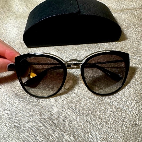 PRADA Sunglasses Black White Cat eye SPR 20U 54022 4BK-500 140 2N - Picture 2 of 12